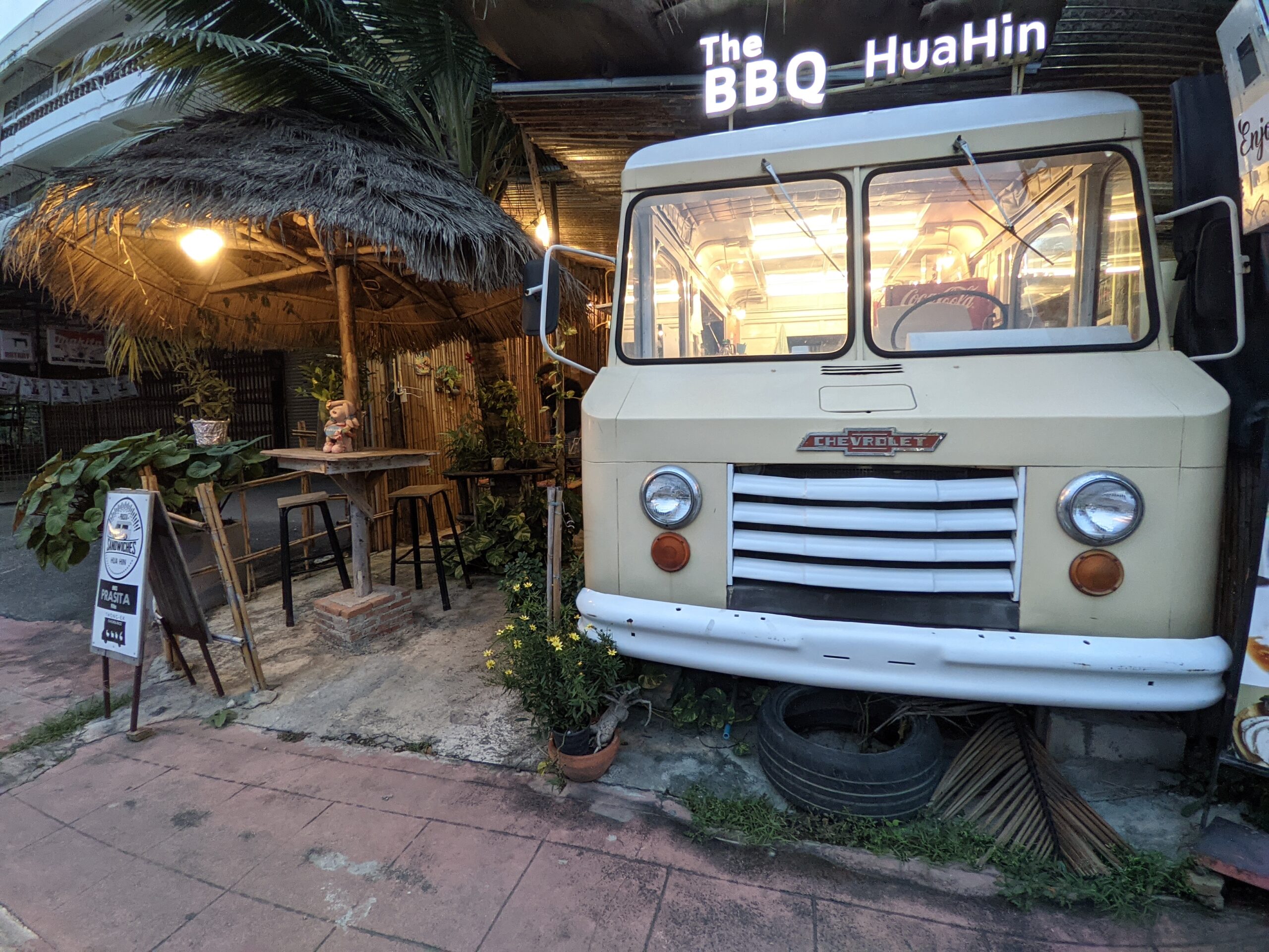 The BBQ Hua Hin – the best chicken in town?